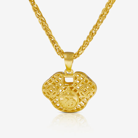24K gold baby blessing lock pendant with coins and 福 symbol – Lao Feng Xiang heirloom

Close-up of coin symbols and open lattice goldwork on lightweight baby lock pendant
