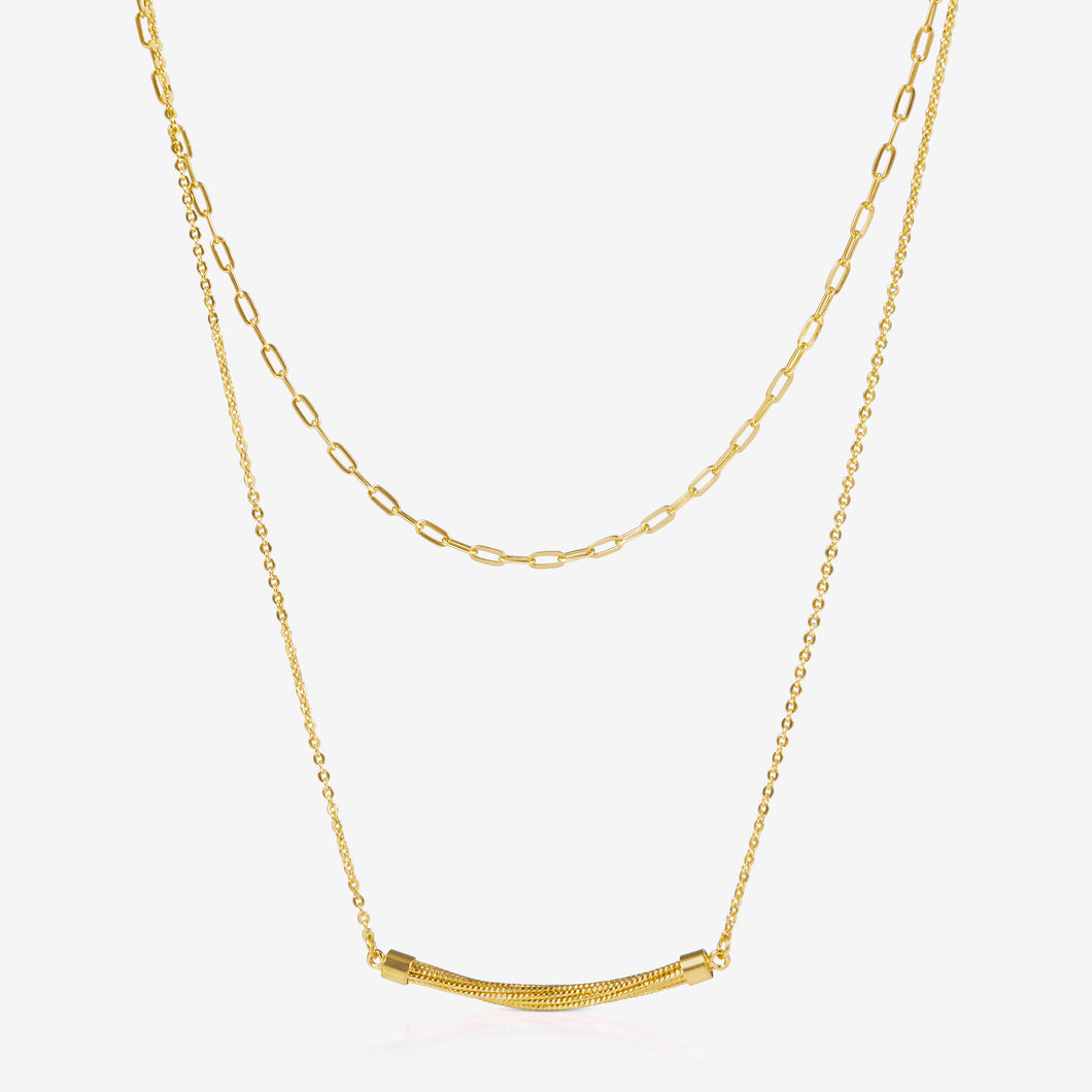 Lao Feng Xiang layered gold necklace with modern arc centerpiece

老凤祥24K双链项链，简约大气，寓意连接与和谐