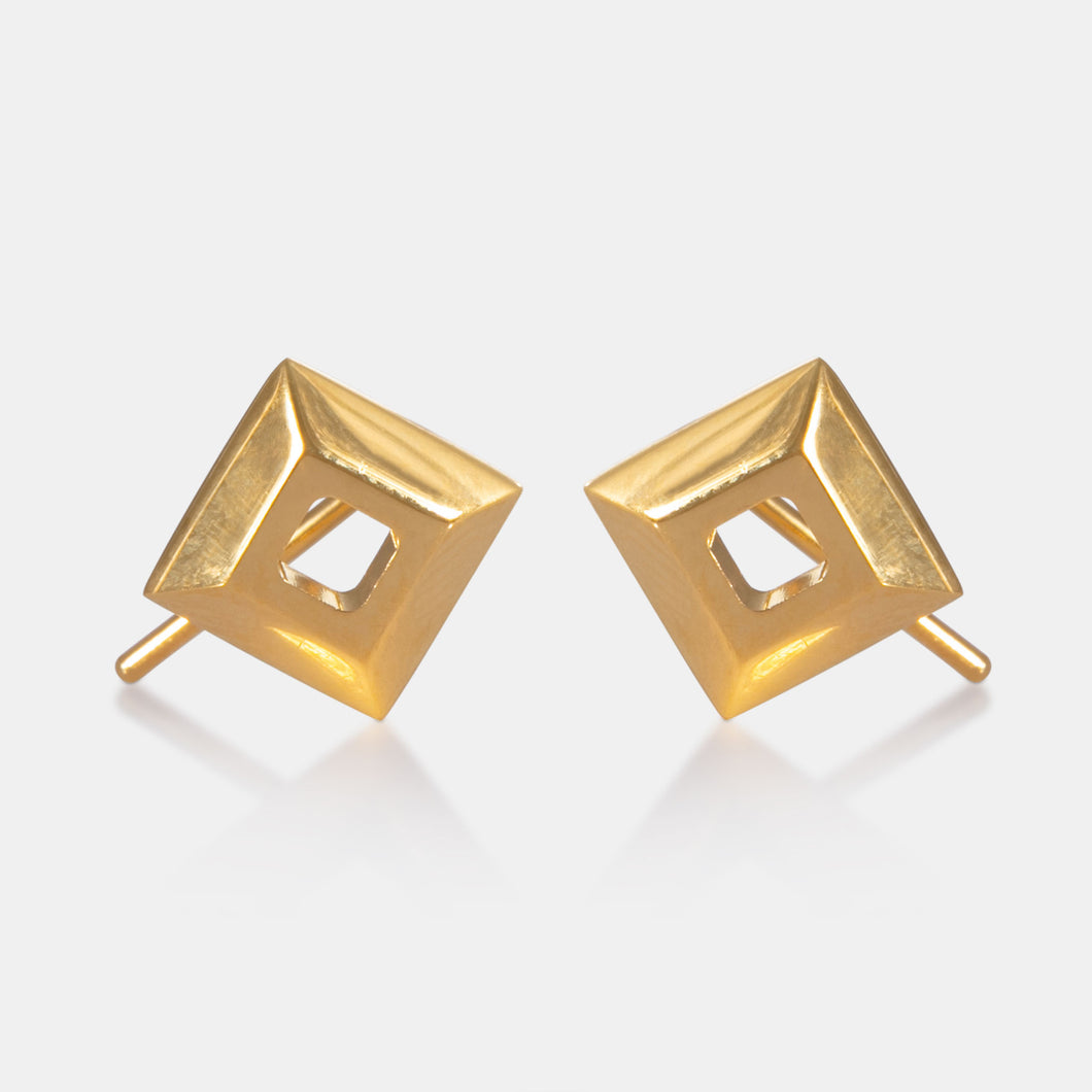 24K Gold Cutout Square Stud Earrings