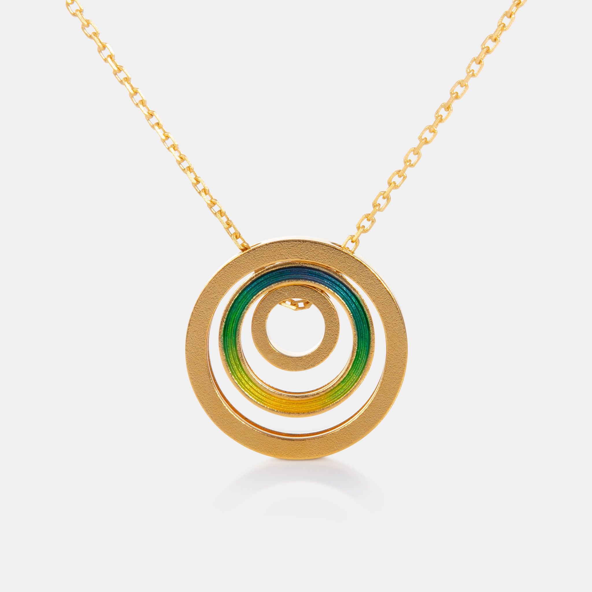 24K Antique Gold Graduated Circle Enamel Necklace | Lao Feng