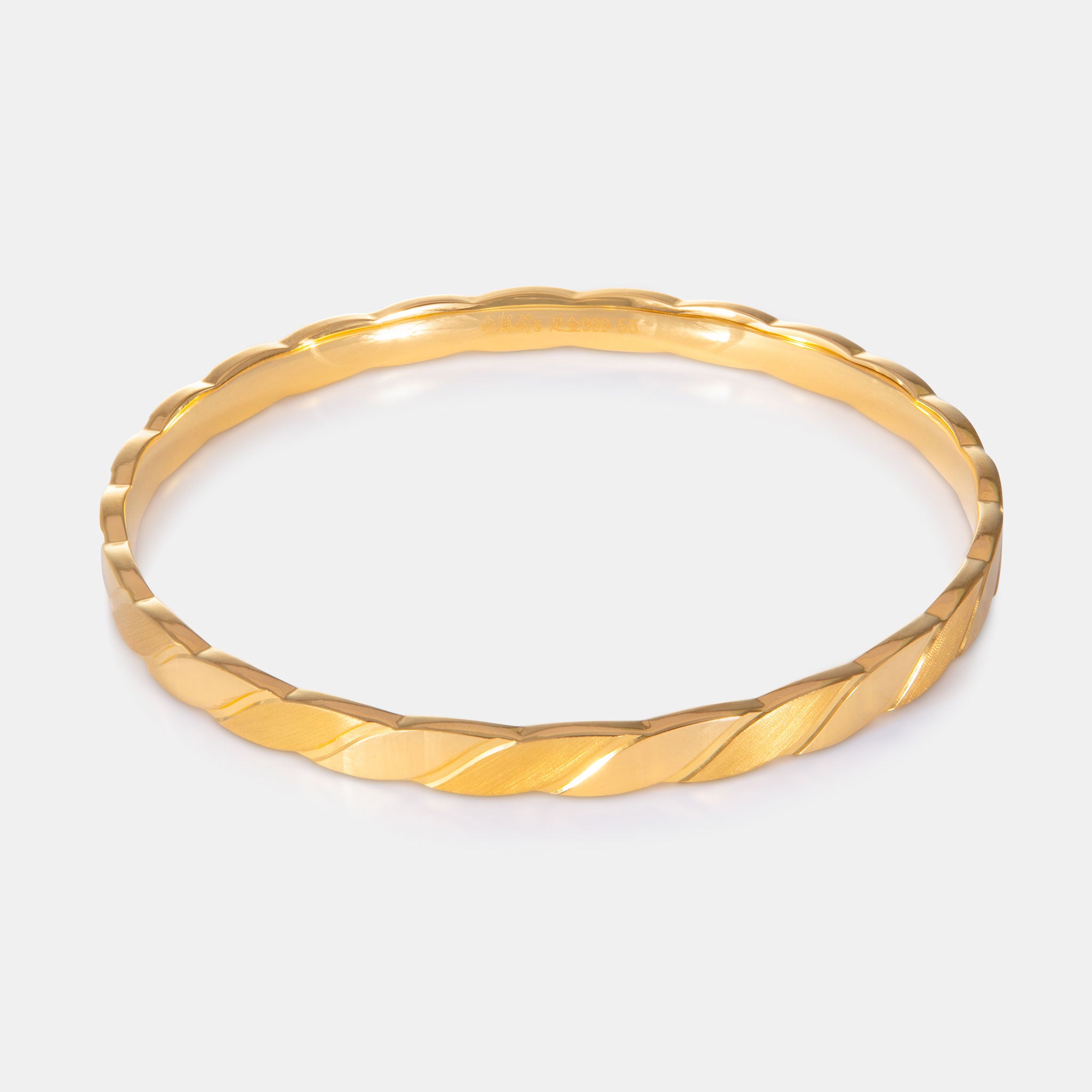 Sculpted Twist Gold Bangle – 24K Gold 扭转金手镯 | Lao Feng Xiang Sculpted Twist Gold Bangle – 24K Gold 扭转金手镯 | Lao Feng Xiang