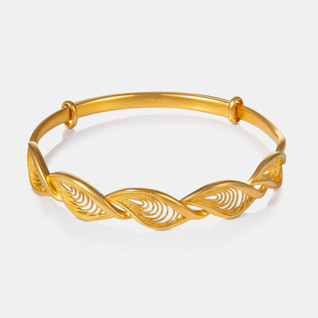 24K Antique Gold Adjustable Bangle with Filigree Eyelet Design

24K复古足金镂空凤眼可调手镯