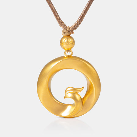 Back view of 24K antique gold round phoenix pendant
凤凰圆形金吊坠 背面图