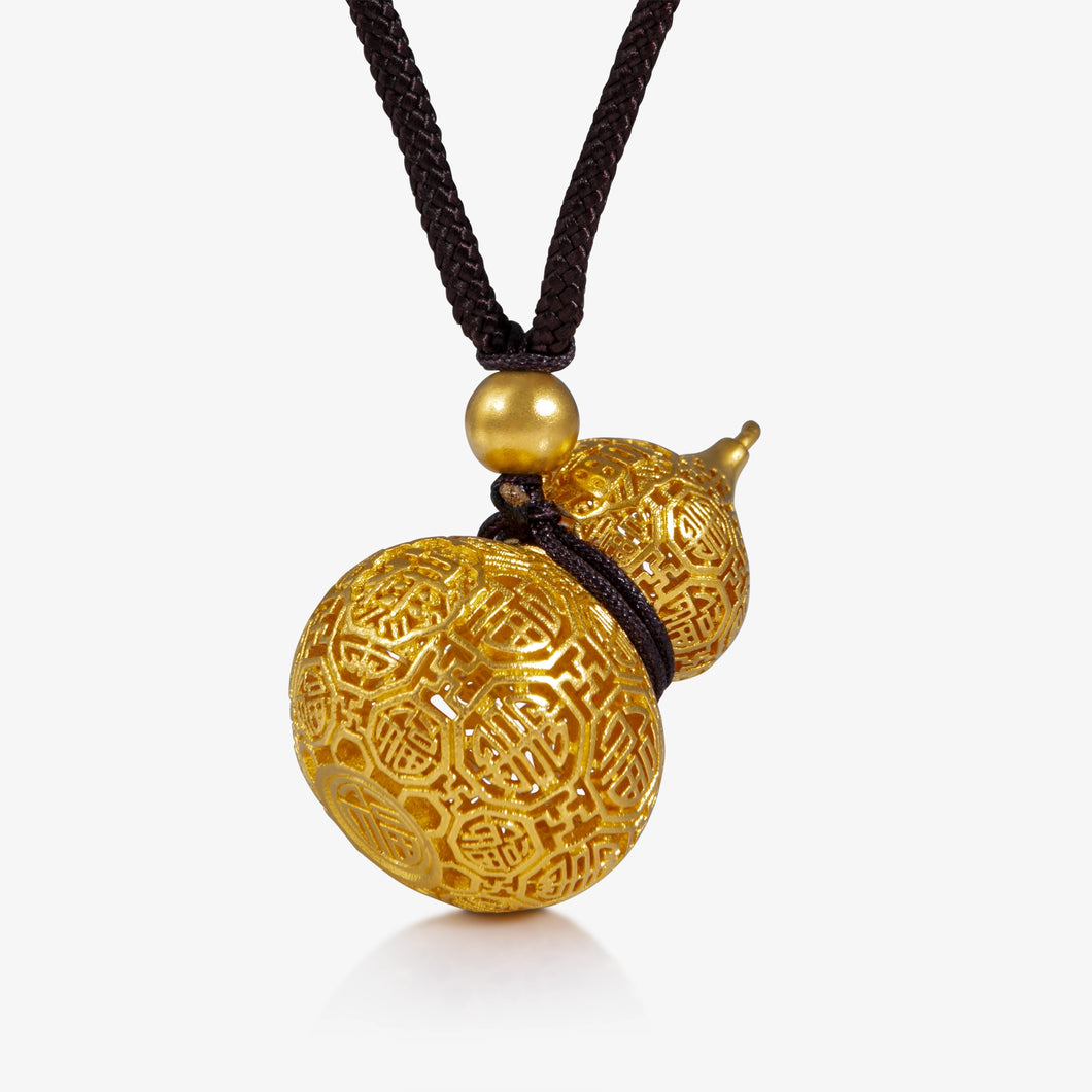 24K Antique Gold Hulu Pendant with Engraved 福 Characters

24K古法金福字葫芦吊坠，满工雕刻吉祥图案