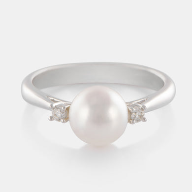 18K White Gold  Akoya Pearl Diamond Band Ring