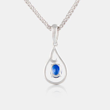 Oval Natural Royal Cornflower Blue Sapphire and Diamond Halo Pendant  Necklace n 14k yellow gold for sale (SSP-5103)