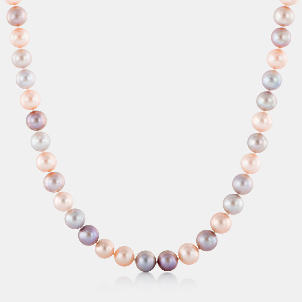 Freshwater Pearl Necklace | Royale High Wiki | Fandom