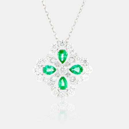 Royal Jewelry Box Emerald and Diamond Clover Necklace